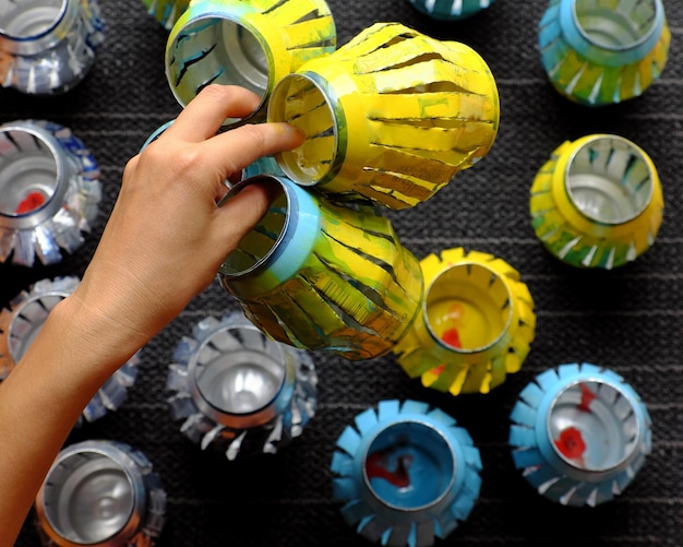 Gdzie wyrzucać puszki po napojach w codziennych sytuacjach?