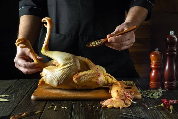 Jak się robi smalec z gęsi w tradycyjnej kuchni?